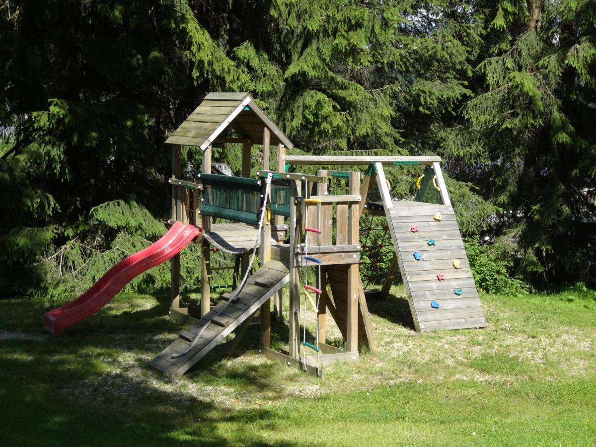 Horska Chata Hubert Bedřichov Buitenkant foto